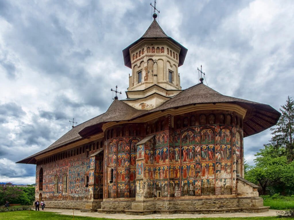 manastirea-voronet